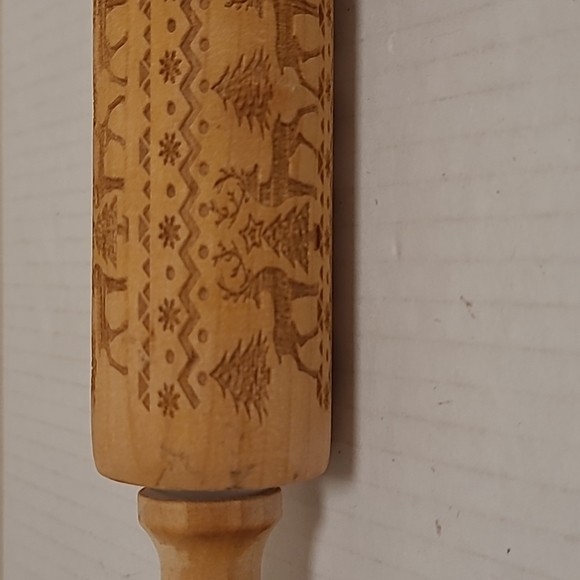 Adorable Wooden Christmas 3D Rolling Pin - Picture 4 of 15